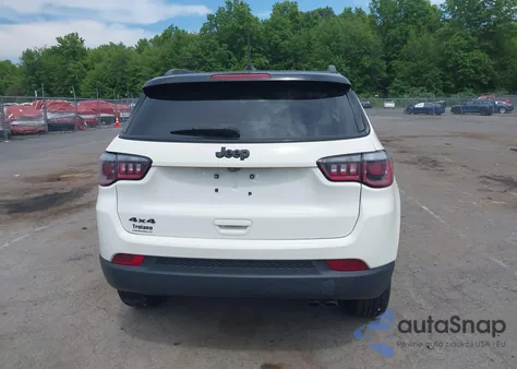 2018 Jeep Compass Altitude 4X4 from USA, damaged, VIN 3C4NJDBBXJT304529